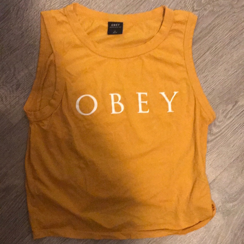 Obey muscle tank In yellow